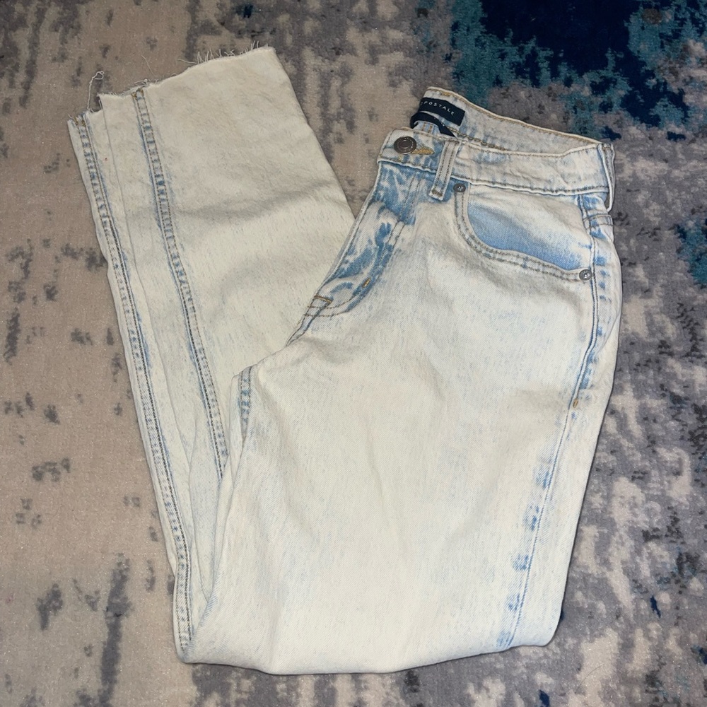 Aeropostale mom jeans